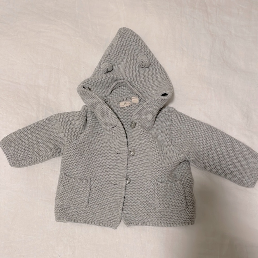 3/$15❤️ Baby Gap Sweater Cardigan 9-12M